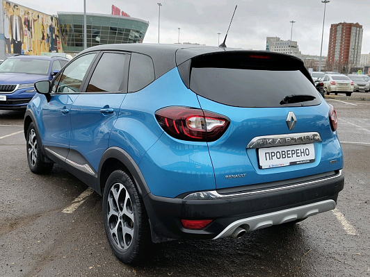 Renault Kaptur Play, 2017 года, пробег 90000 км