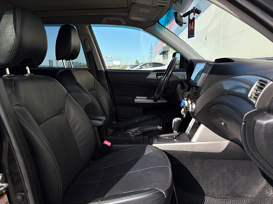 Subaru Forester 2.5XS (VR), 2010 года, пробег 197193 км