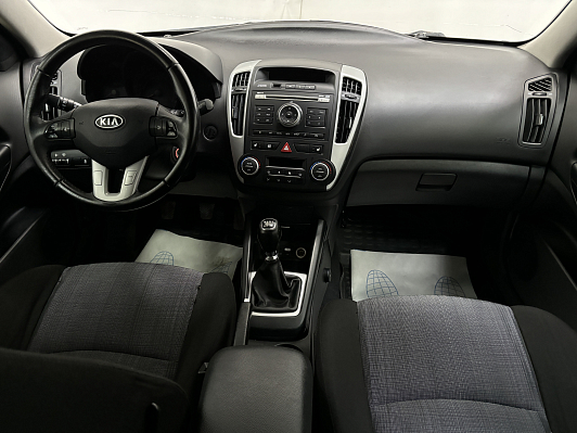 Kia Ceed, 2011 года, пробег 135000 км