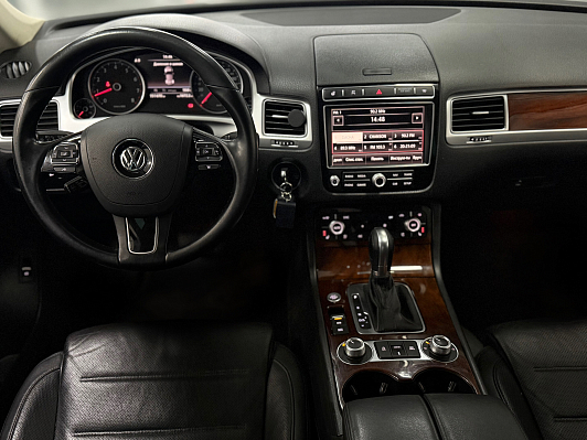 Volkswagen Touareg Business, 2015 года, пробег 151500 км