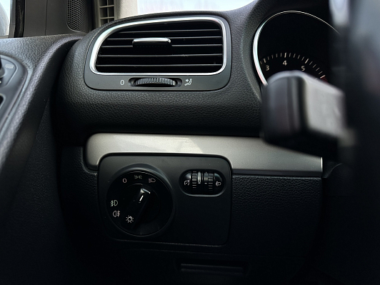 Volkswagen Golf Match, 2012 года, пробег 228100 км