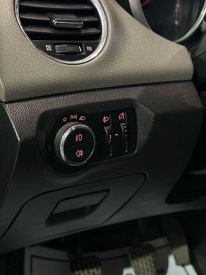 Chevrolet Cruze LS, 2011 года, пробег 244956 км
