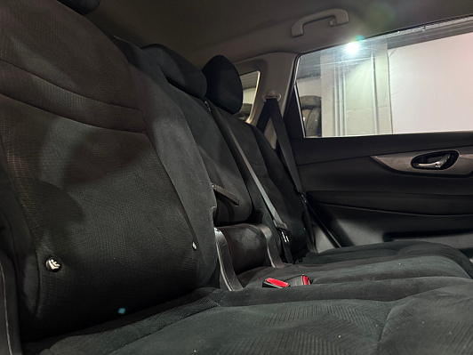Nissan X-Trail LE+, 2015 года, пробег 160000 км