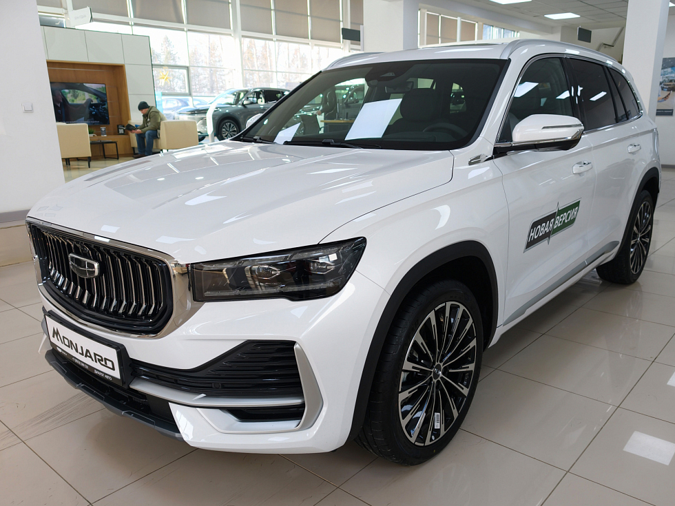 Geely Monjaro Flagship SE, белый