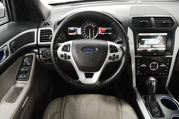 Ford Explorer, 2013 года, пробег 262000 км