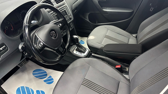 Volkswagen Polo Allstar, 2017 года, пробег 124000 км