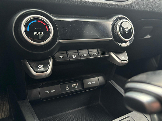 Kia Rio Luxe 2018 FWC, 2019 года, пробег 59111 км
