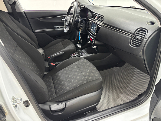 Kia Rio Prestige, 2019 года, пробег 84011 км