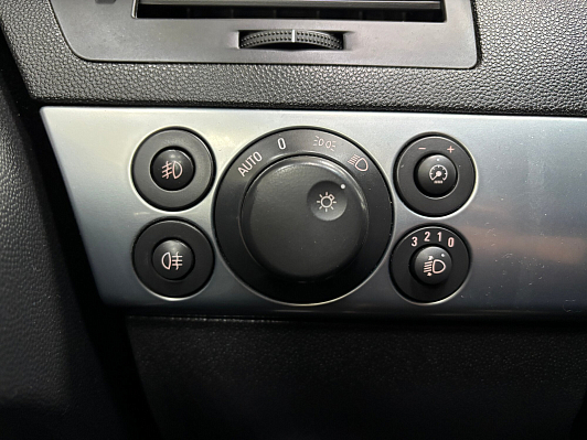 Opel Astra, 2008 года, пробег 173872 км