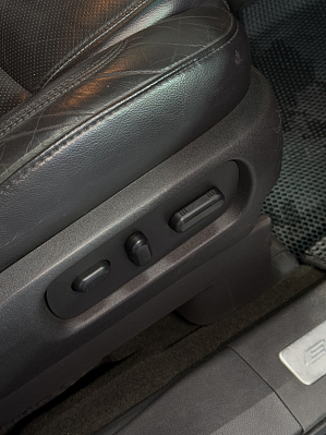 Ford Explorer Limited, 2013 года, пробег 200500 км