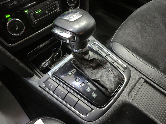 Skoda Superb, 2011 года, пробег 244818 км