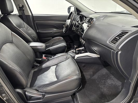 Mitsubishi ASX Ultimate, 2010 года, пробег 255748 км