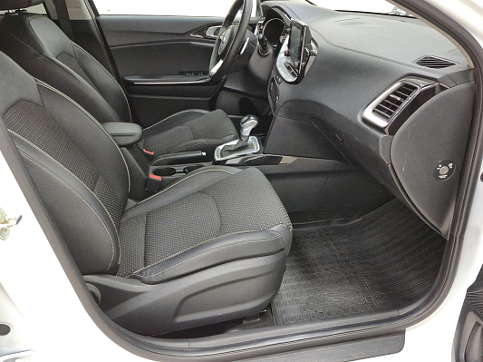 Kia Ceed Prestige, 2020 года, пробег 162115 км