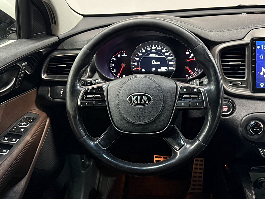 Kia Sorento Лига Европы, 2018 года, пробег 164156 км