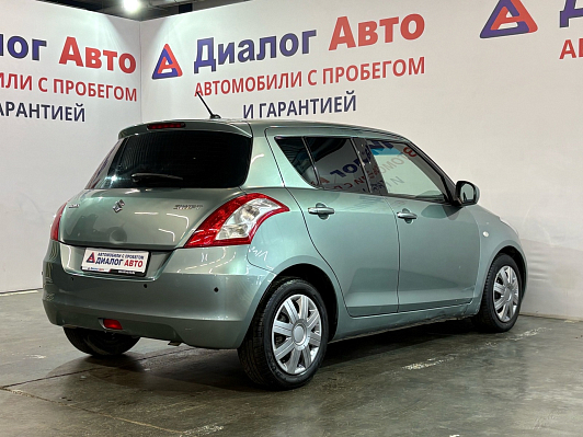Suzuki Swift GL, 2011 года, пробег 338400 км