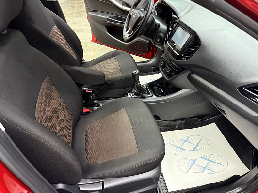 Lada (ВАЗ) Vesta Comfort Multimedia, 2017 года, пробег 105823 км