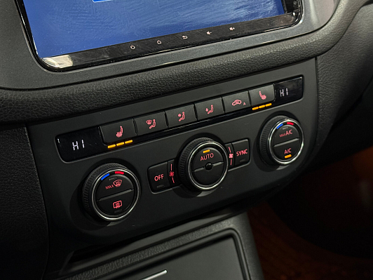 Volkswagen Tiguan, 2015 года, пробег 167805 км