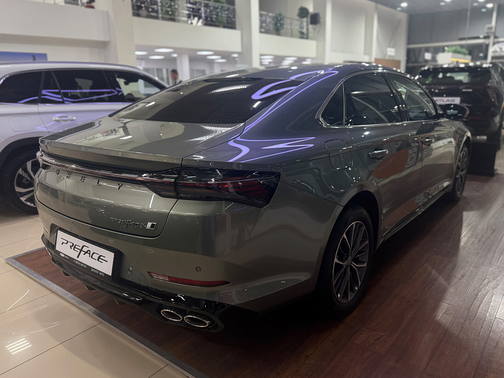 Geely Preface Флагман, зеленый