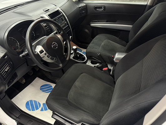 Nissan X-Trail XE, 2012 года, пробег 170471 км