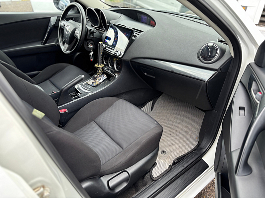 Mazda 3 Touring, 2010 года, пробег 199000 км