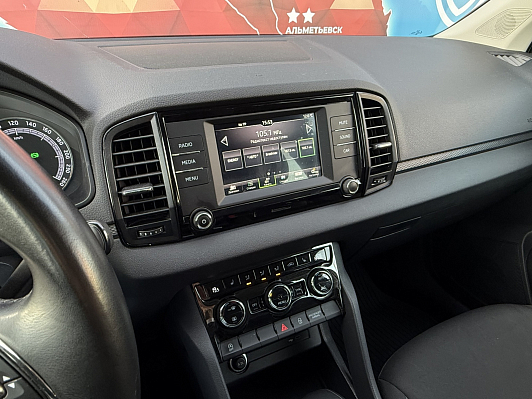 Skoda Karoq Ambition, 2020 года, пробег 126000 км