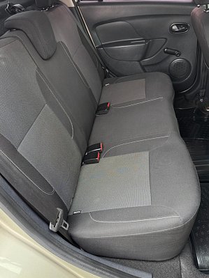 Renault Logan Stepway Life, 2020 года, пробег 133221 км