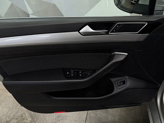Volkswagen Passat, 2017 года, пробег 147141 км