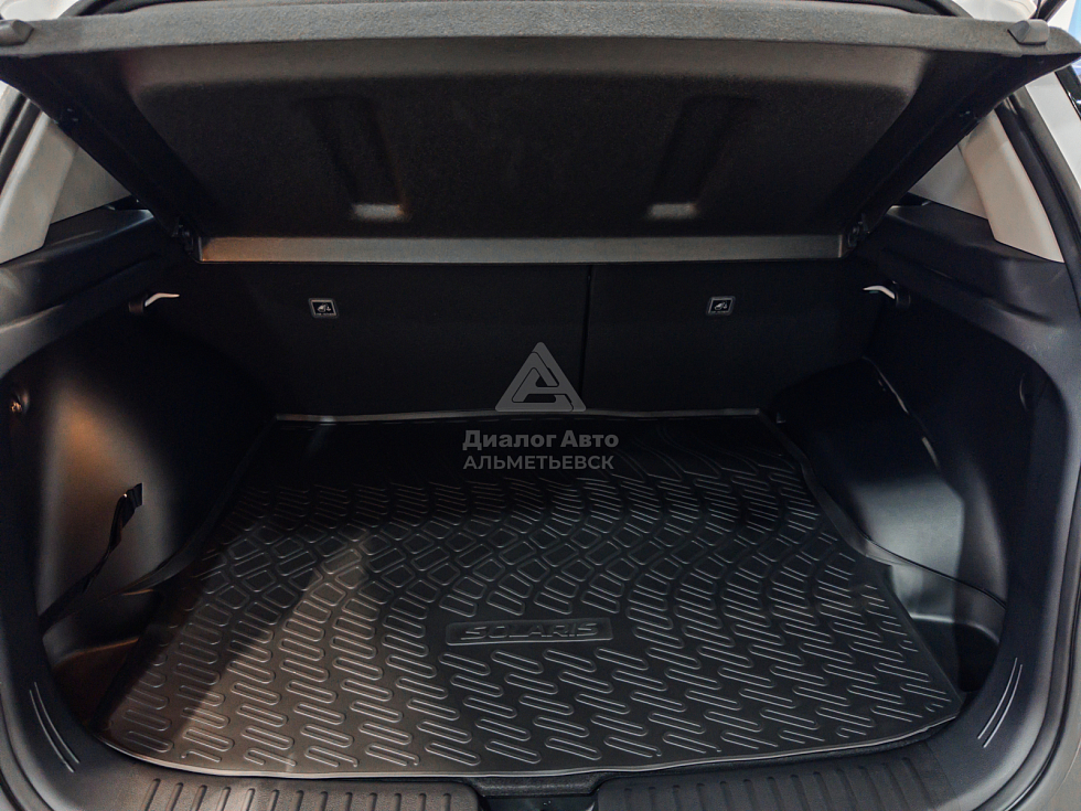 Solaris HC Лайфстайл (Lifestyle) 10.2024, белый