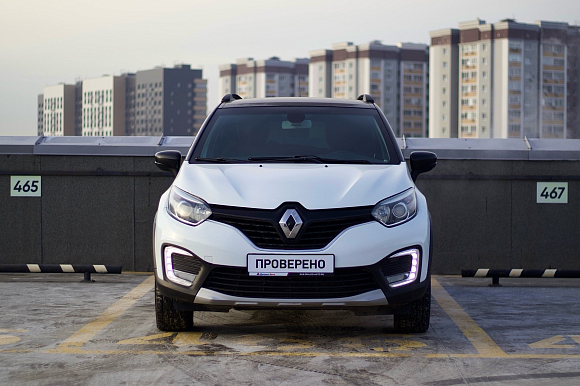 Renault Kaptur Play, 2017 года, пробег 145000 км