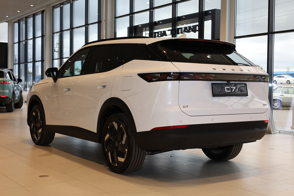 Omoda C7 Драйв, белый
