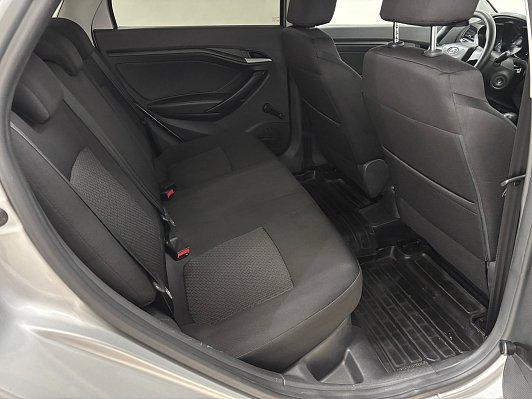 Lada (ВАЗ) Vesta Comfort, 2016 года, пробег 130156 км