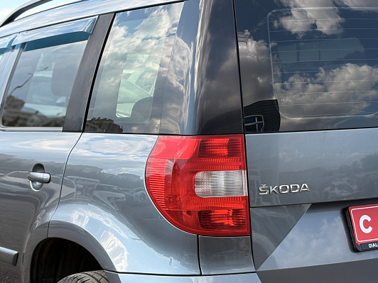 Skoda Yeti Active Outdoor, 2015 года, пробег 247049 км