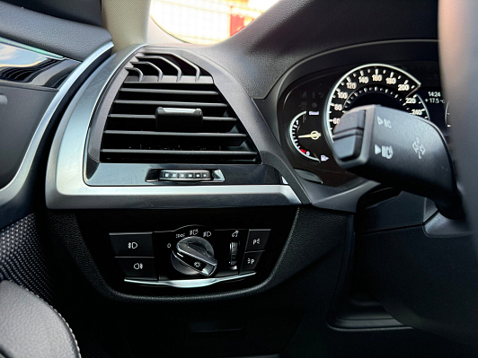 BMW X3 xDrive20d xLine, 2018 года, пробег 162172 км