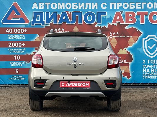 Renault Sandero Stepway Life, 2020 года, пробег 23600 км