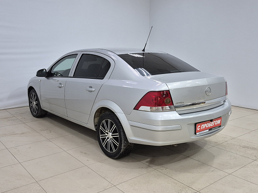 Opel Astra Enjoy, 2011 года, пробег 204701 км