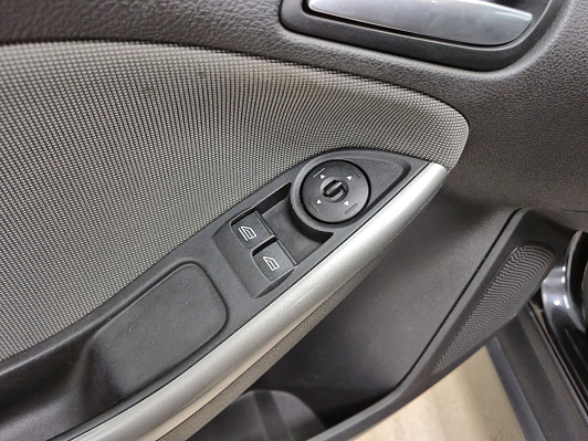 Ford Focus SYNC Edition, 2012 года, пробег 201433 км