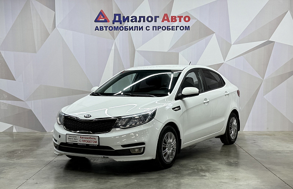 Kia Rio Luxe, 2015 года, пробег 129447 км