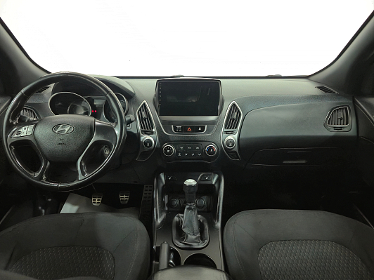 Hyundai ix35 Start, 2010 года, пробег 267930 км