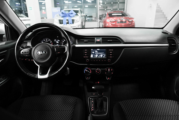 Kia Rio Comfort, 2018 года, пробег 65300 км