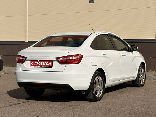 Lada (ВАЗ) Vesta Luxe Multimedia (2018-2019), 2017 года, пробег 174427 км