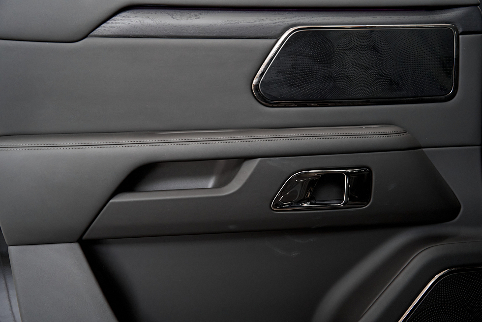 Rox 01 Family, черный