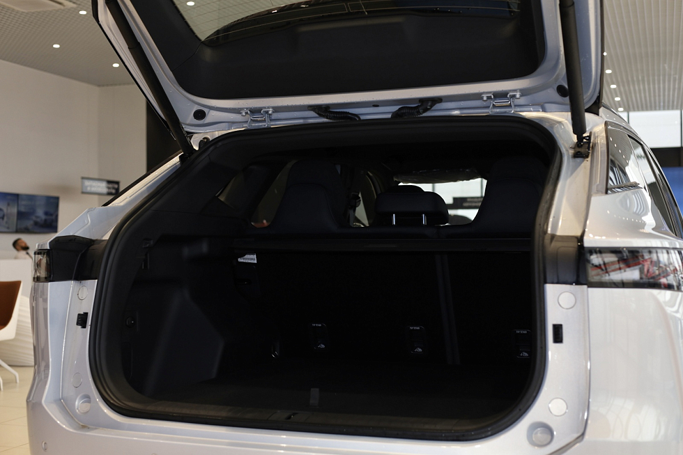 Omoda C7 Lifestyle, серебряный