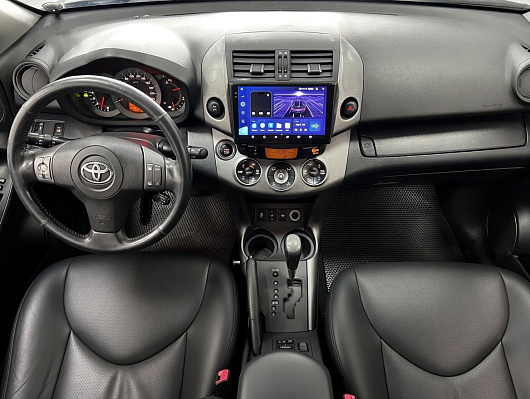 Toyota RAV4, 2009 года, пробег 339000 км