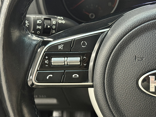 Kia Sportage Classic "Теплые опции", 2019 года, пробег 92804 км