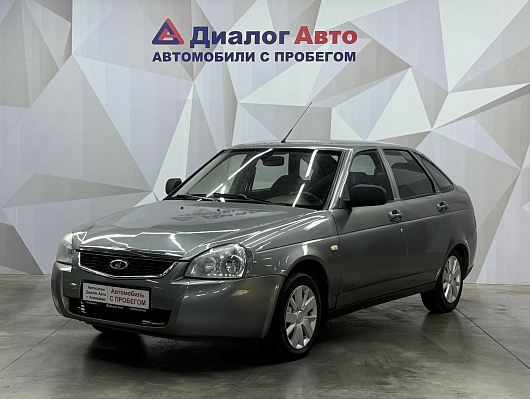Lada (ВАЗ) Priora Люкс, 2011 года, пробег 133078 км
