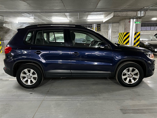 Volkswagen Tiguan Avenue, 2012 года, пробег 136000 км