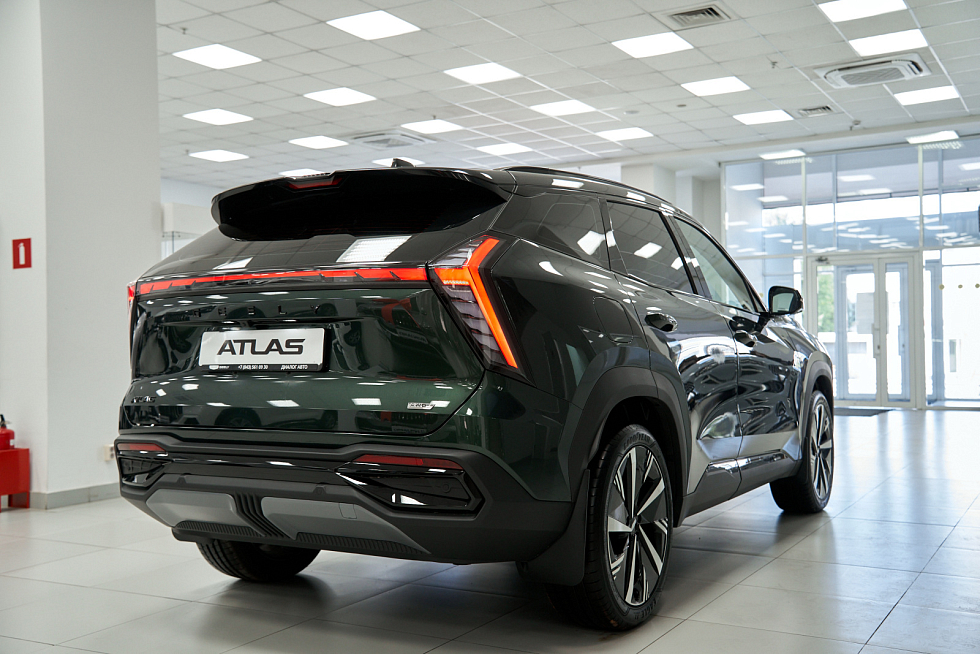 Geely Atlas Флагман, зеленый