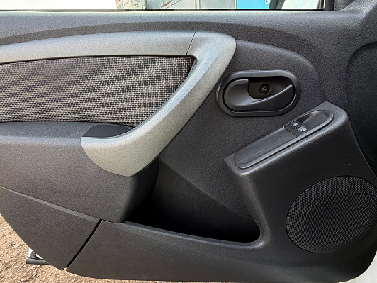 Renault Duster Expression, 2017 года, пробег 101103 км