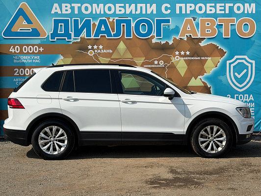 Volkswagen Tiguan Trendline, 2019 года, пробег 207260 км