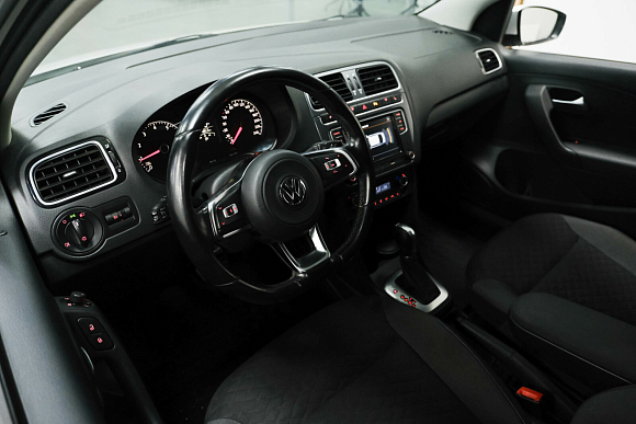 Volkswagen Polo CONNECT, 2018 года, пробег 135000 км